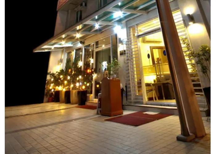 Hotel Collection O Avitel Near Osmena Highway, Pnr Pasay Station, Metro